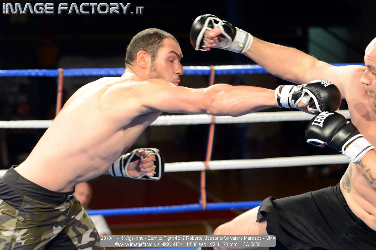 2013-11-16 Vigevano - Born to Fight 4217 Roberto Massone-Salvatore Maresca - MMA
